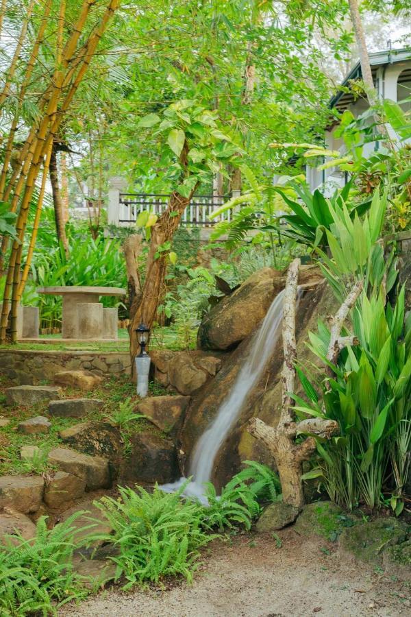Villa Birdlake Hikkaduwa Esterno foto