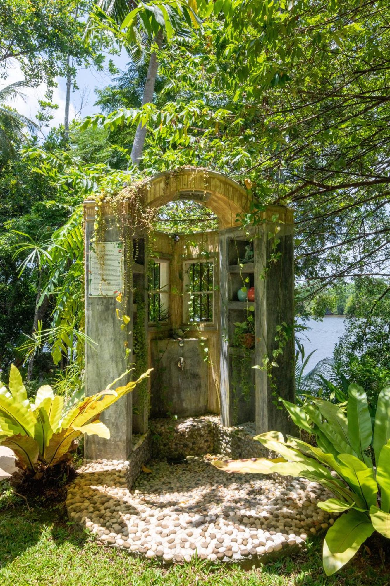 Villa Birdlake Hikkaduwa Esterno foto