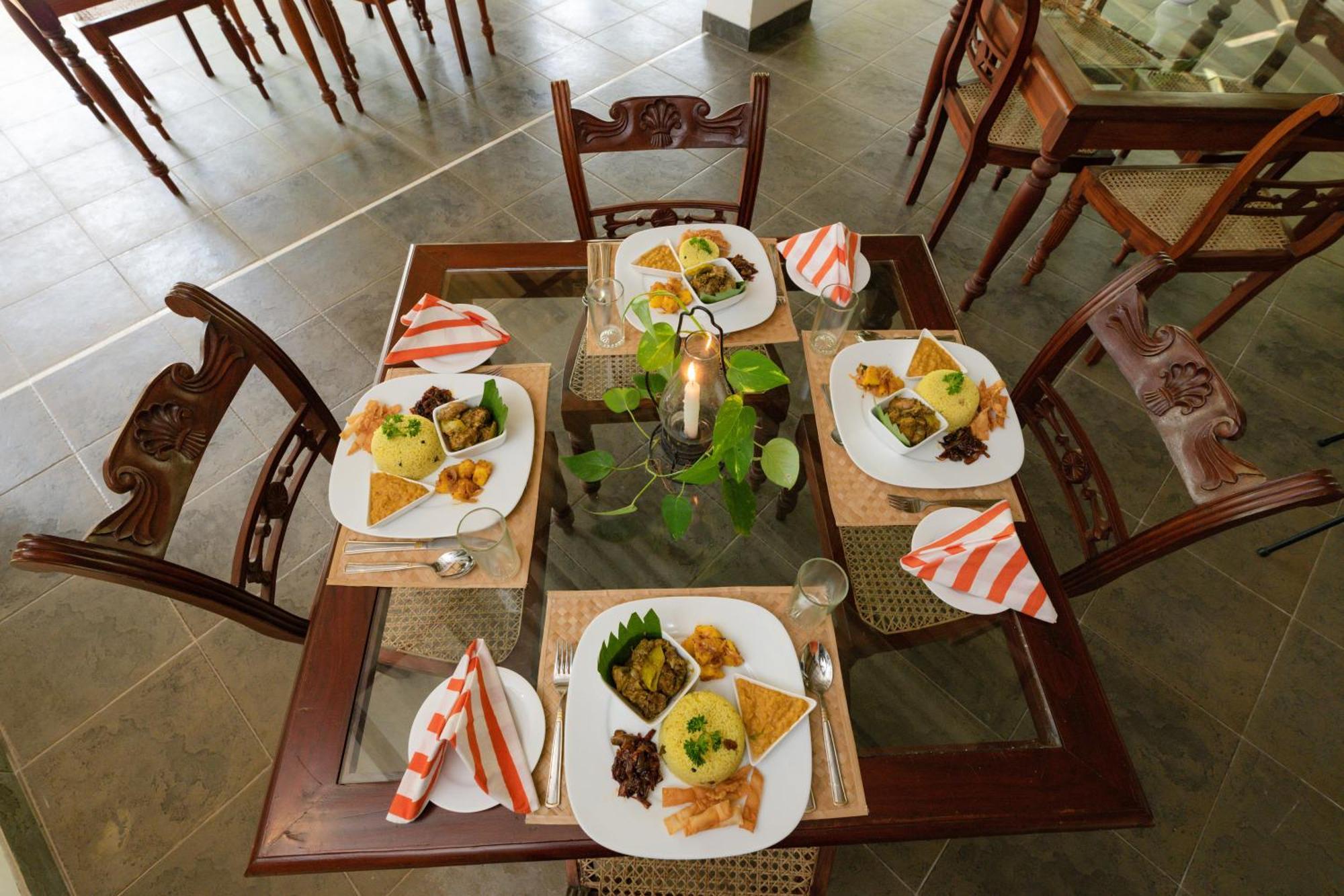 Villa Birdlake Hikkaduwa Esterno foto